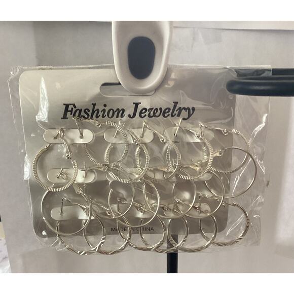 4308 NIP 9 Pair 1" Trendy Silvertone Hoops Punk Exaggerated Earrings Set Trendy - Picture 2 of 2